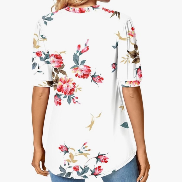 Women’s White Red Floral Short Sleeve Top Size XL NWT - Picture 9 of 9